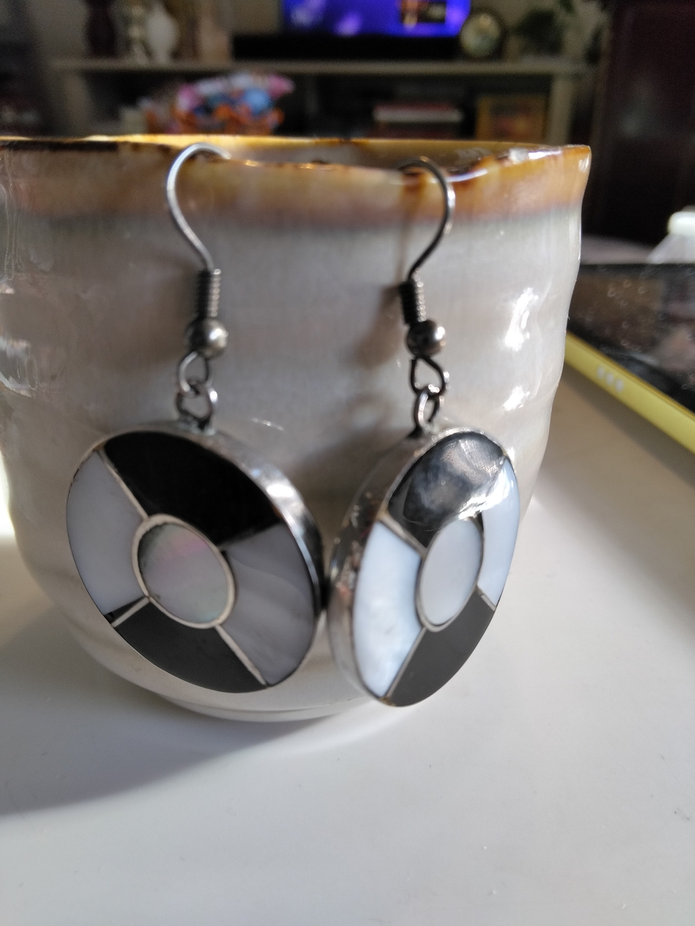 Mother of Pearl Black and White Round Inlay Drop Earrings